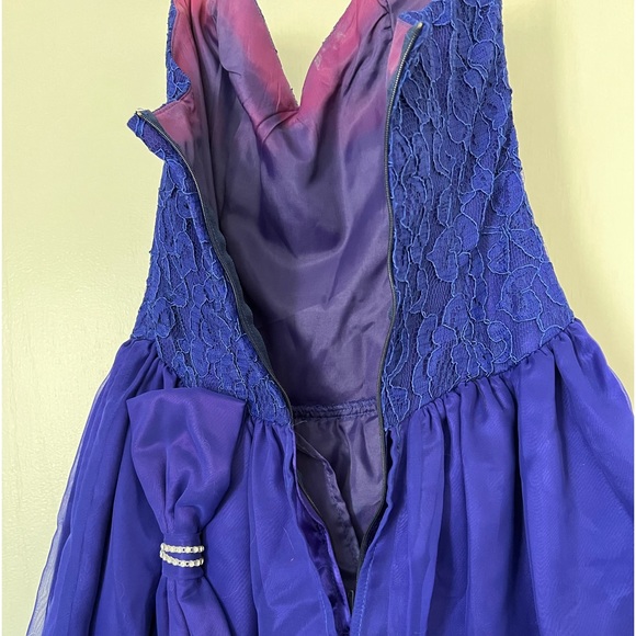 VINTAGE DRESS - Picture 2 of 4